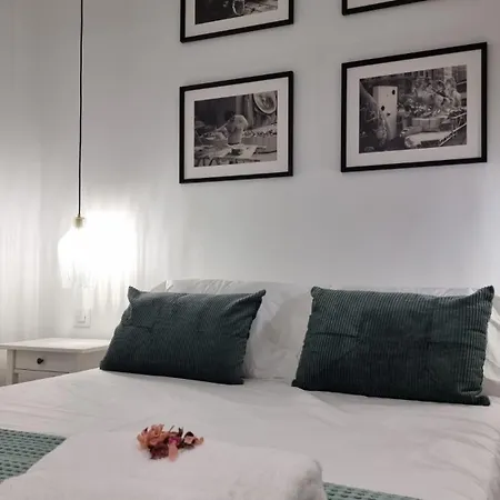 Romantic In The Heart Of Cabanyal Valencia